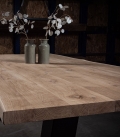 Table rectangulaire en chêne non délignée avec pied de ferme en acier