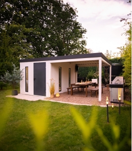 Abri de jardin en métal finition crépi blanc de 8,7m²
