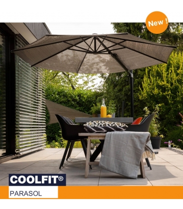 Parasol Coolfit classic Ajouré densité 285Gr hdpe Nesling à bras déporté coloris crème / blanc cassé