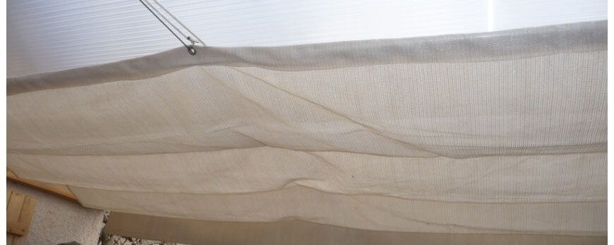 Tout savoir sur le store pour pergola horizontal Nesling Coolfit