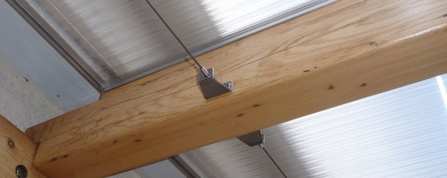 Tout savoir sur le store pour pergola horizontal Nesling Coolfit